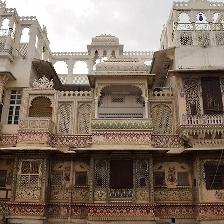 Shree Jagdish Mahal Heritage Hotel Udaipur Ngoại thất bức ảnh